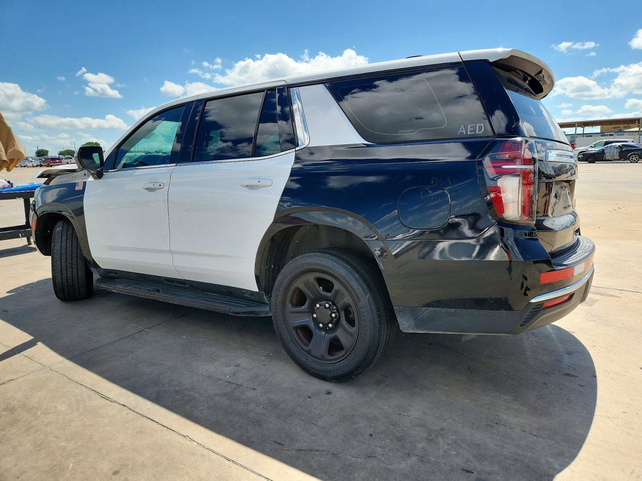 2023 Chevrolet Tahoe C1500 - zdjęcie 2