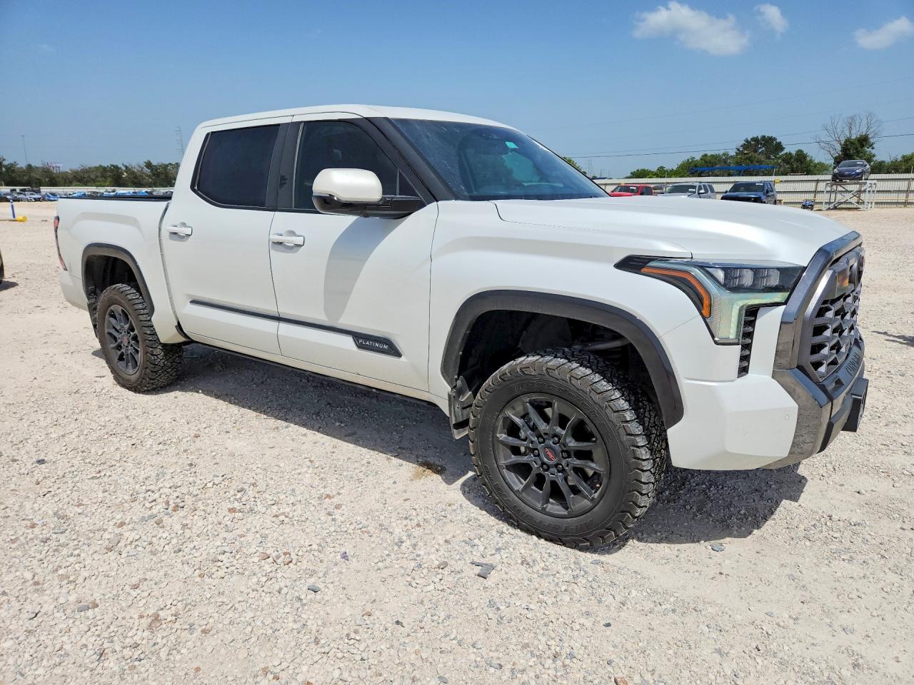 2024 Toyota Tundra Platinum - zdjęcie 4