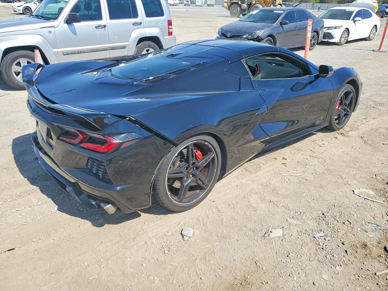 2020 Chevrolet Corvette Stingray 2Lt - zdjęcie 3