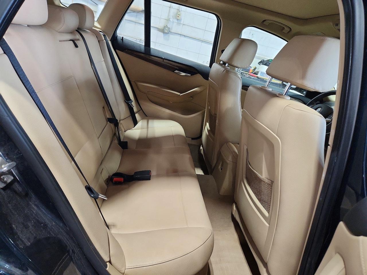 2015 BMW X1 xDrive28I - zdjęcie 11