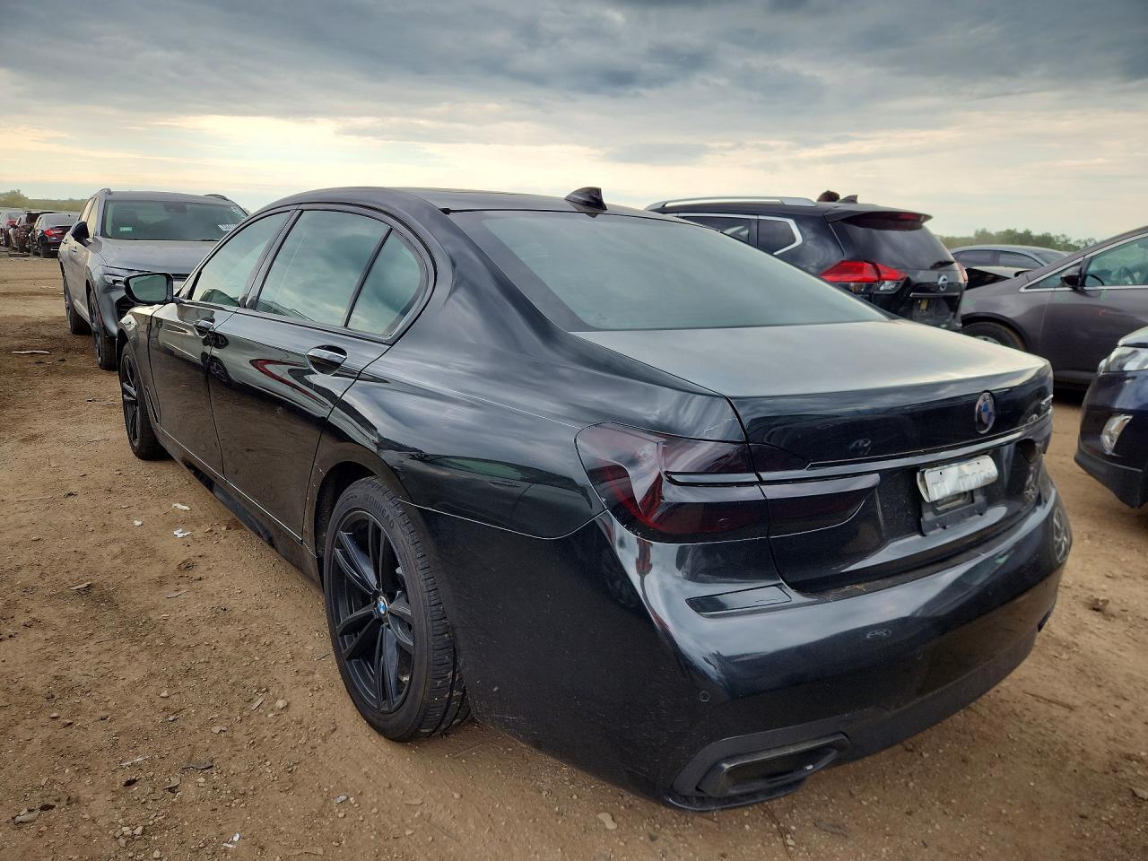 2018 BMW Seria 7 B7 - zdjęcie 2