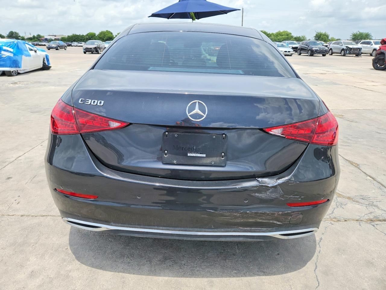 2025 Mercedes-Benz C 300 - zdjęcie 6