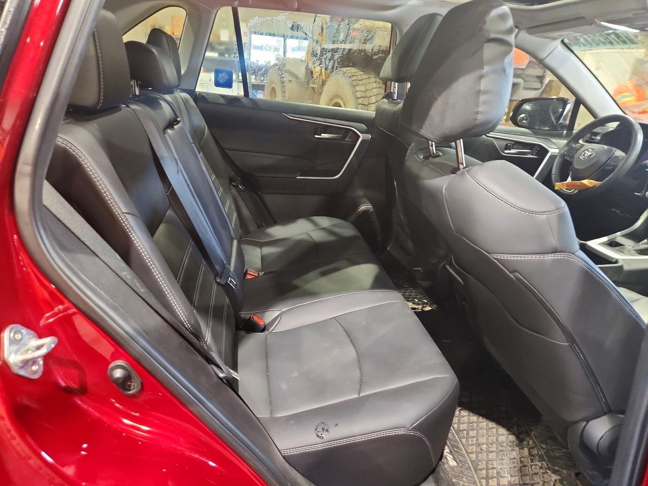 2023 Toyota Rav4 Xle - zdjęcie 10