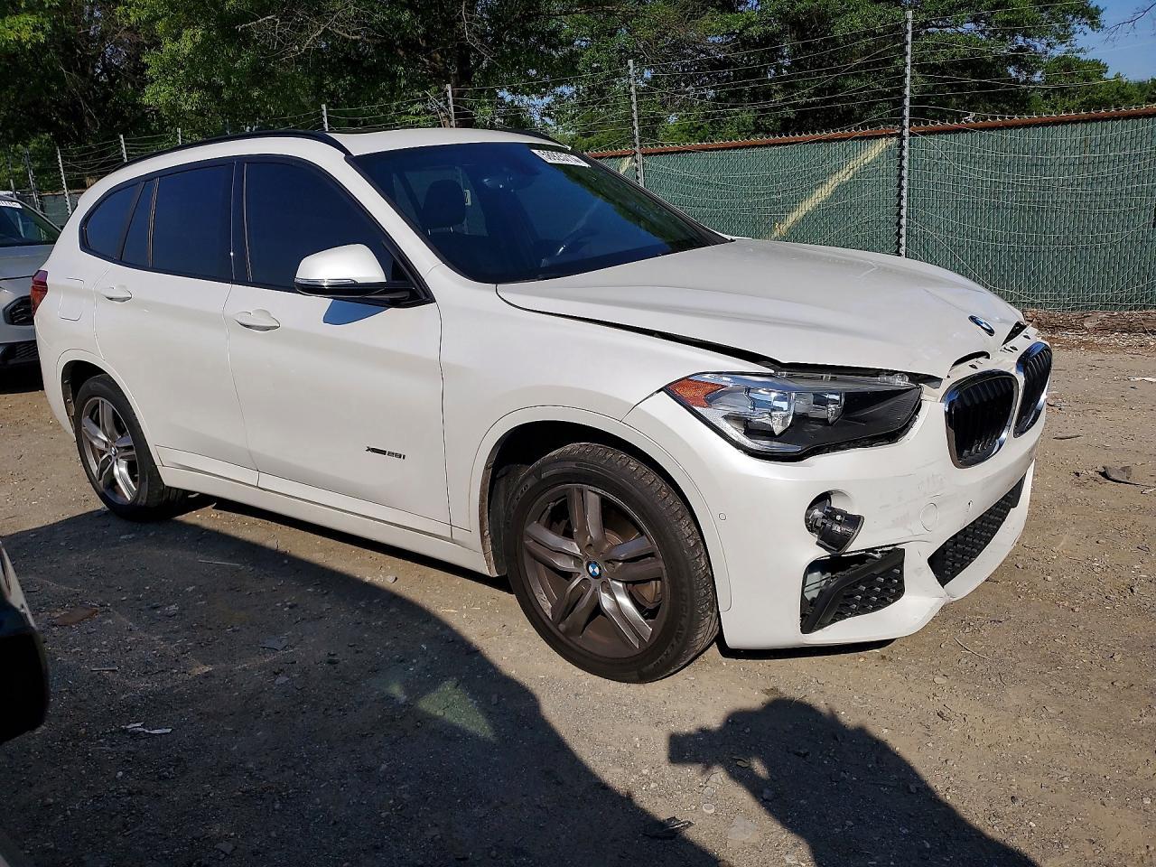 2018 BMW X1 xDrive28I - zdjęcie 4
