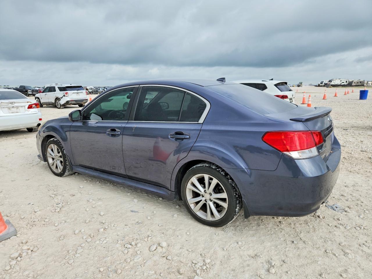 2014 Subaru Legacy 2.5I Premium - zdjęcie 2