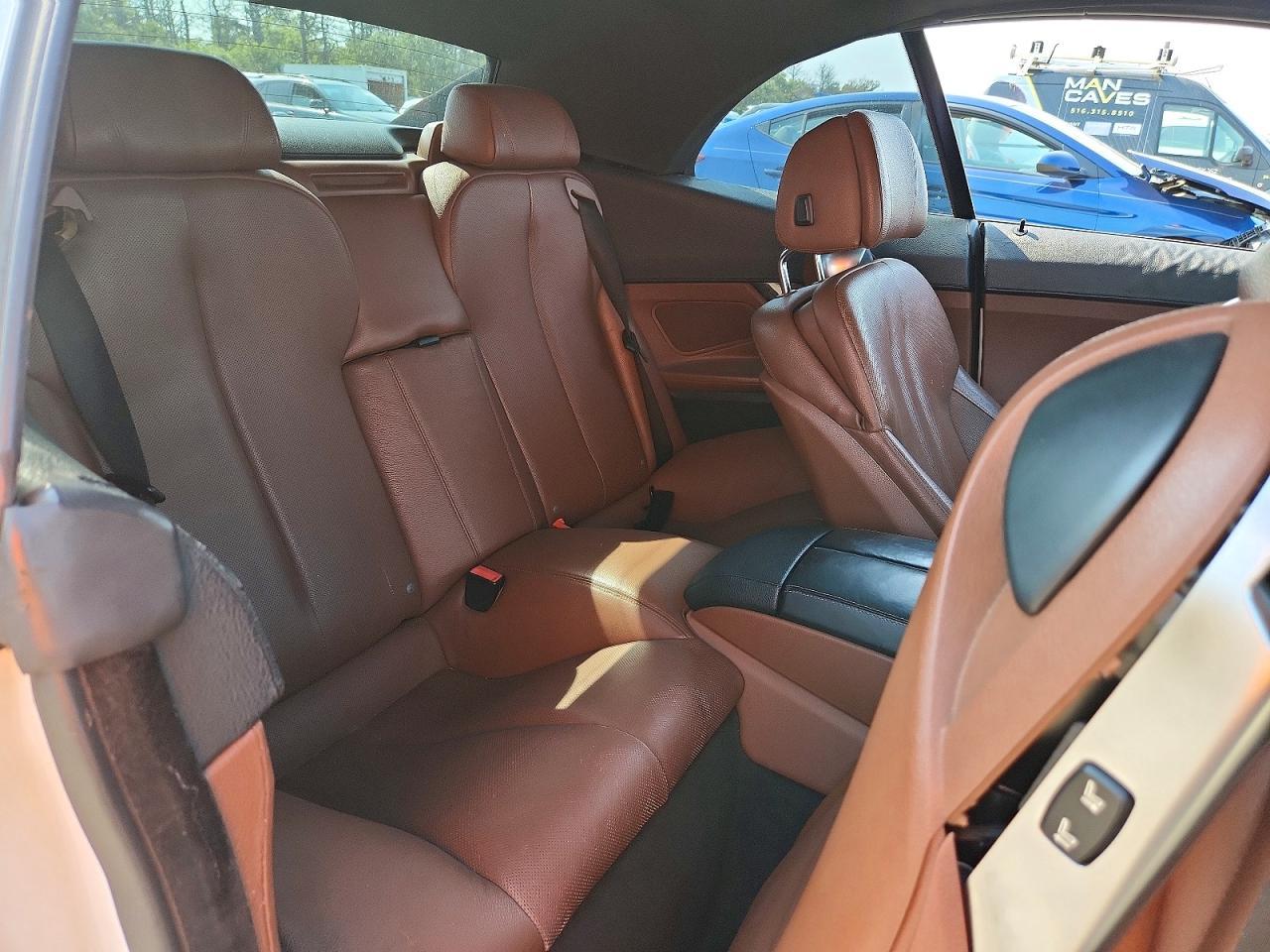 2014 BMW Seria 6 Cabrio 640i - zdjęcie 10