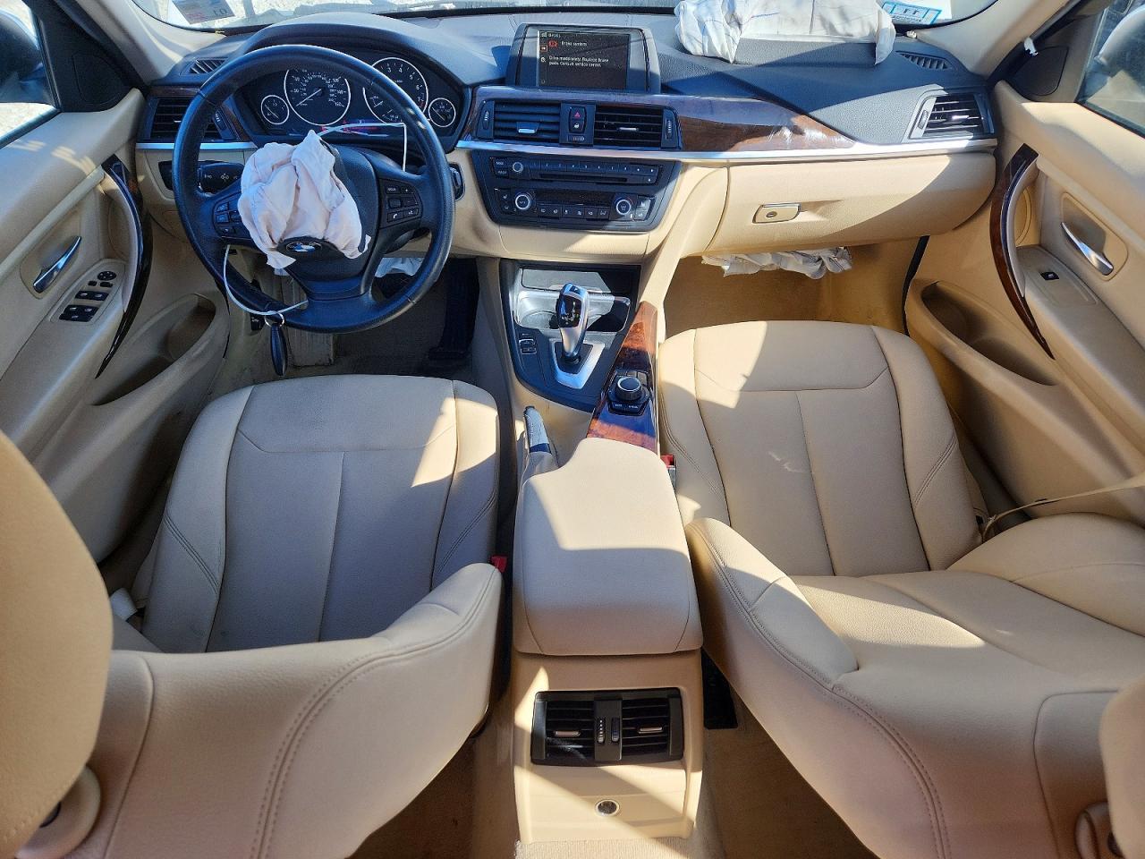 2014 BMW 320 I xDrive - zdjęcie 8