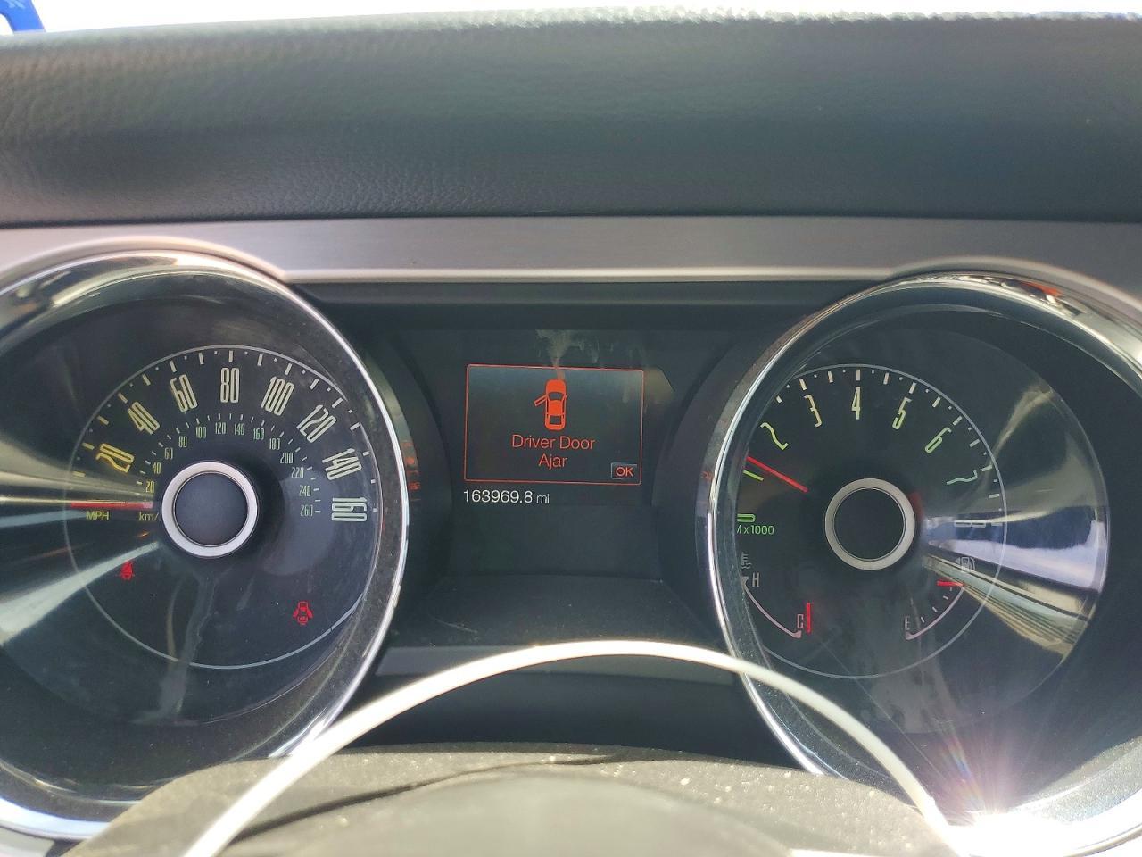 2014 Ford Mustang - zdjęcie 9