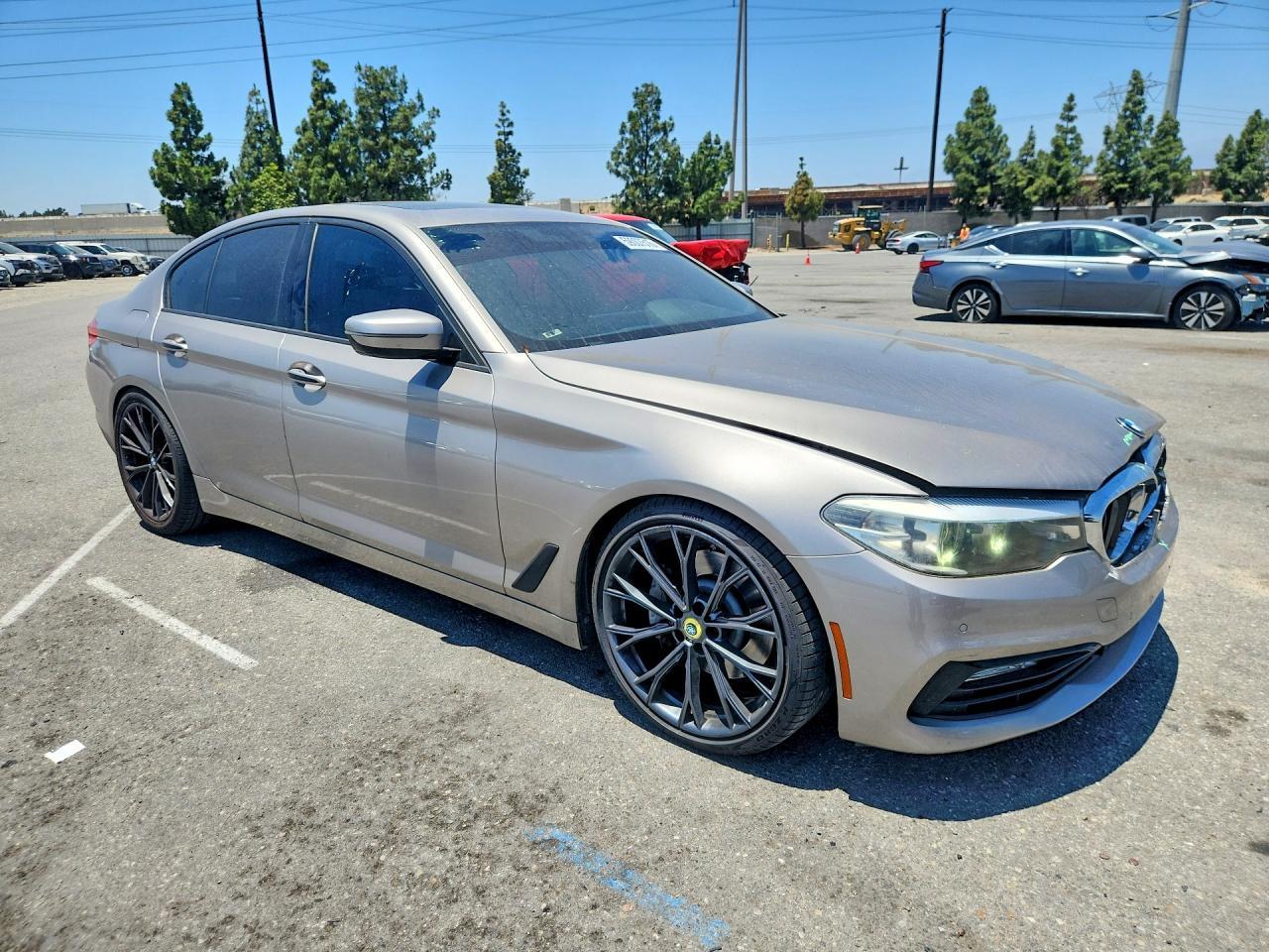 2017 BMW 530 I - zdjęcie 4