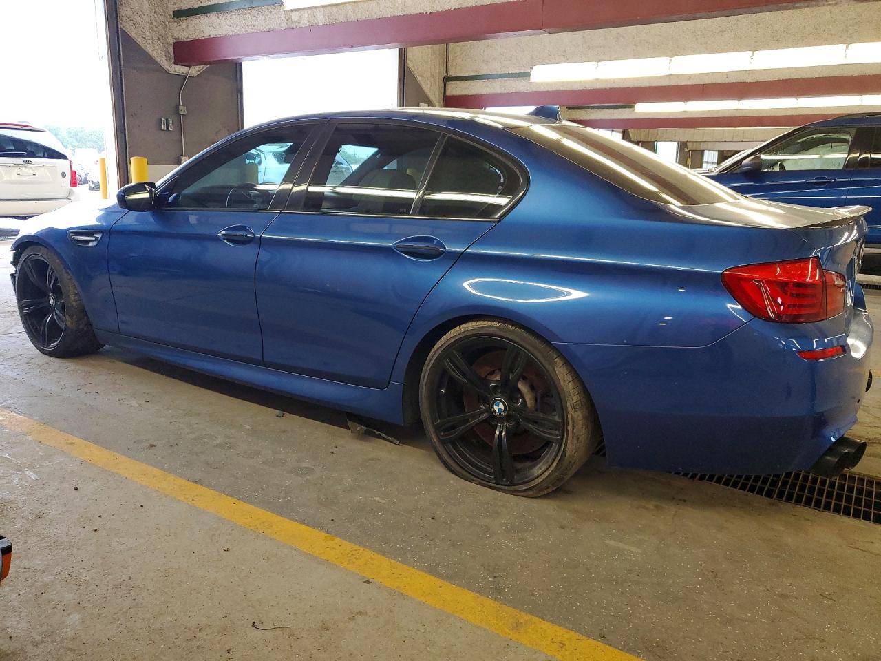 2013 BMW M5 - zdjęcie 2
