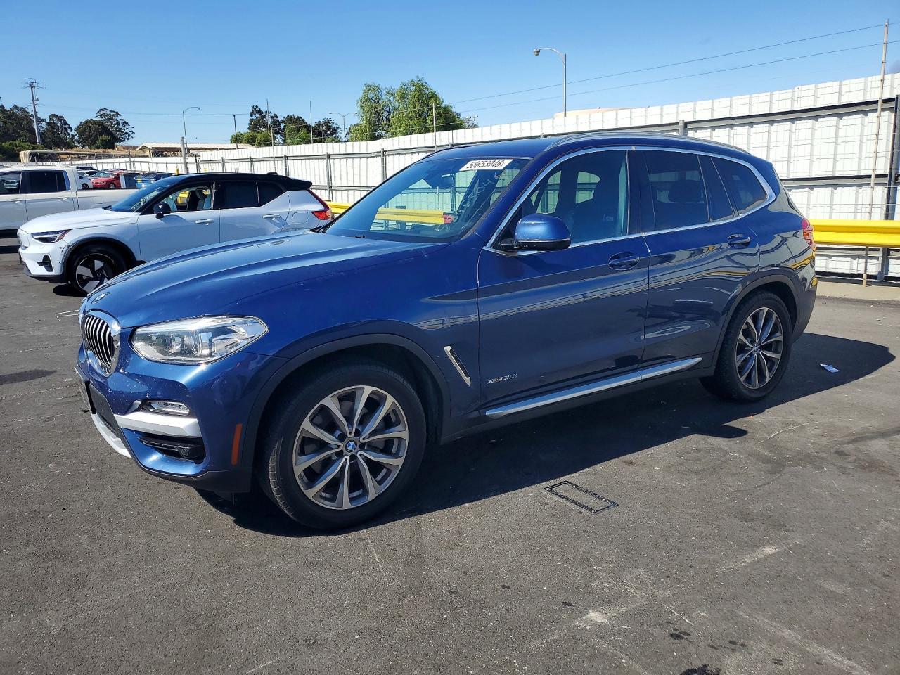 2018 BMW X3 xDrive30I - zdjęcie główne