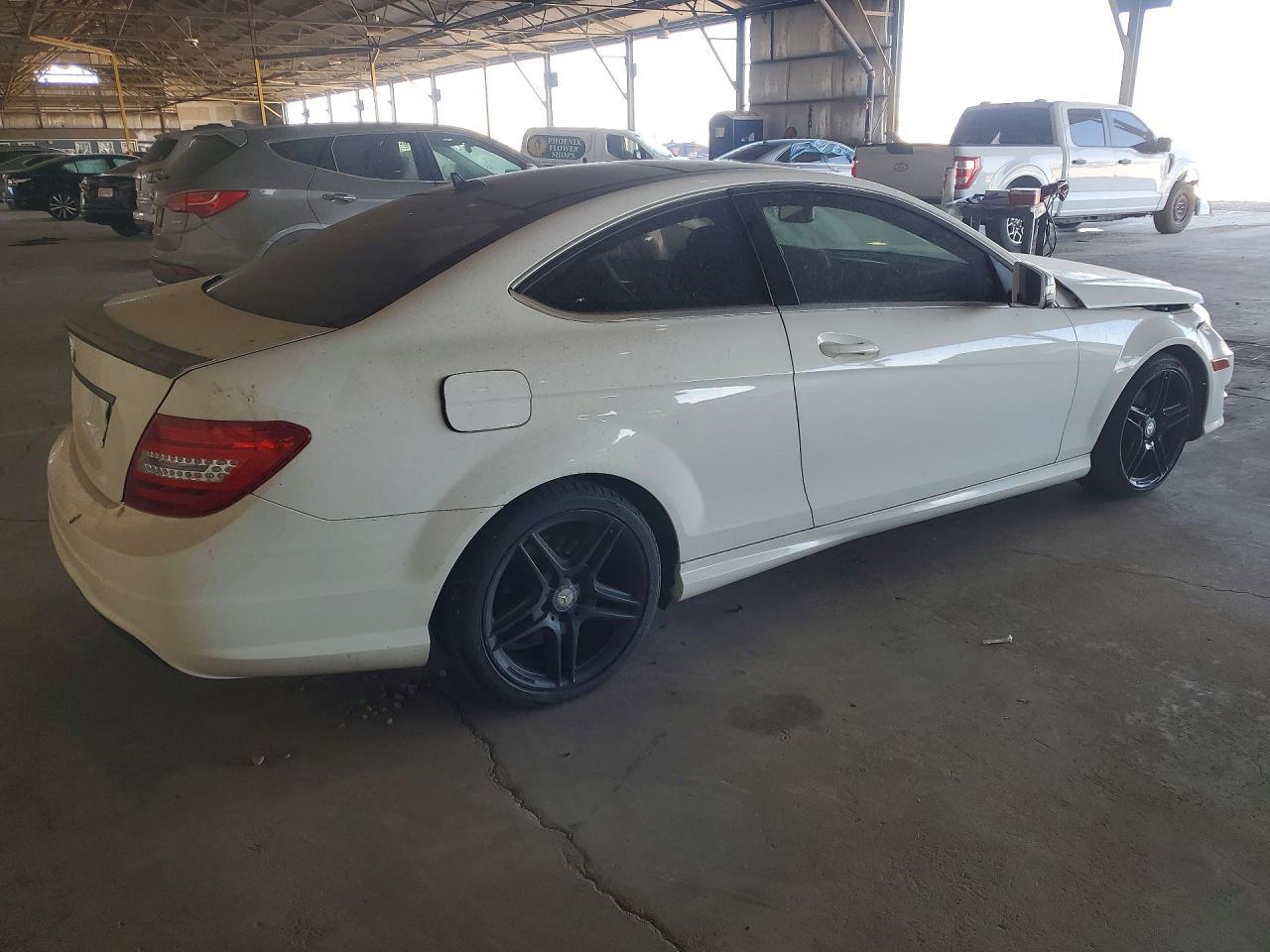 2014 Mercedes-Benz C 250 - zdjęcie 3