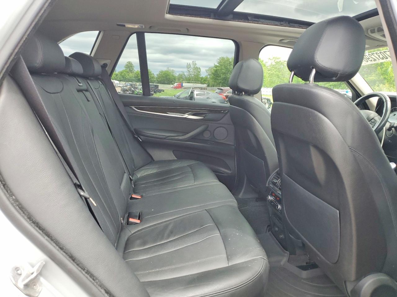 2015 BMW X5 xDrive35D - zdjęcie 11