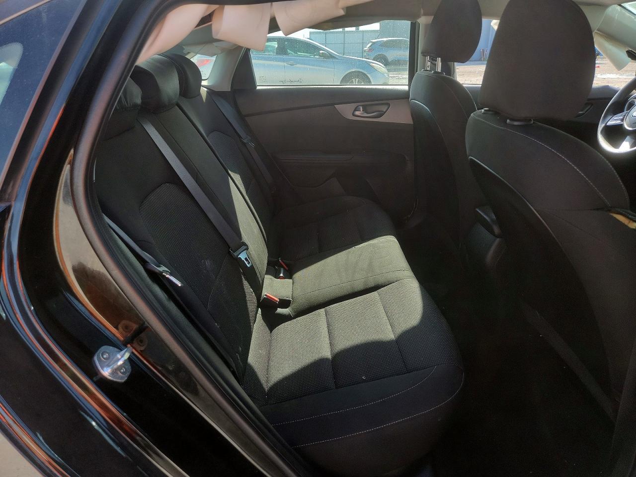 2020 Kia Forte Lxs - zdjęcie 10