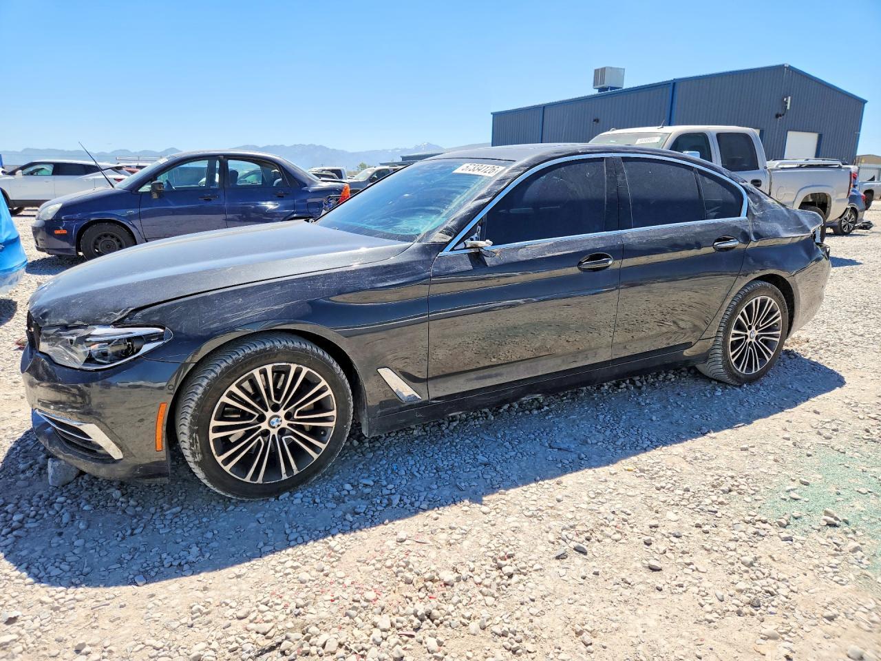 2017 BMW Seria 5 540i - zdjęcie główne