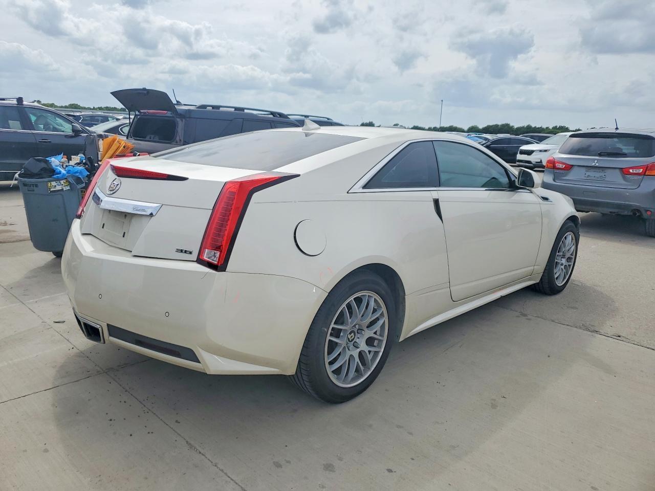 Cadillac CTS - zdjęcie 3