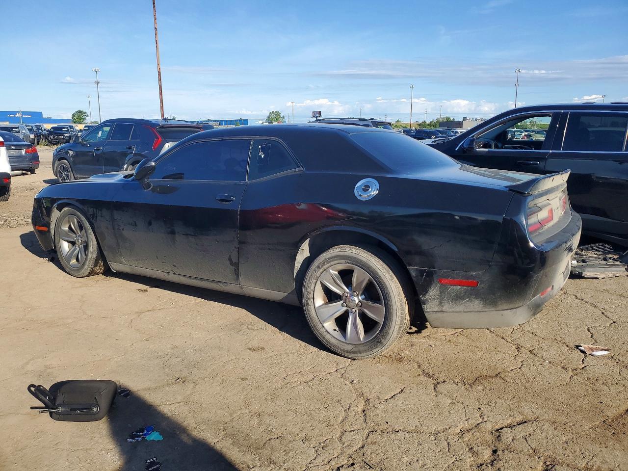 2019 Dodge Challenger Sxt - zdjęcie 2