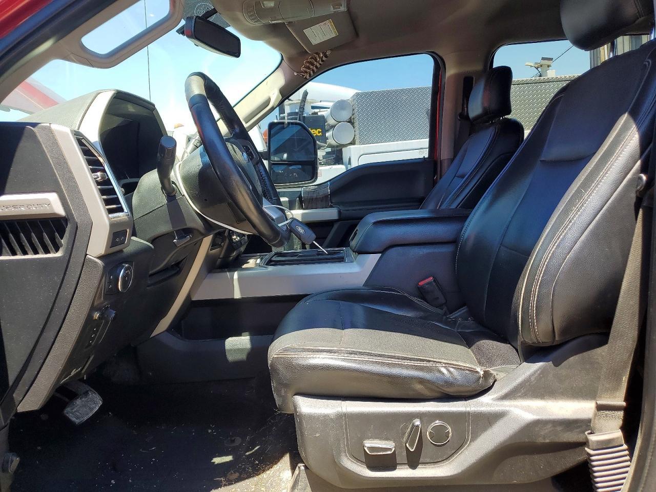 2017 Ford F350 Super Duty - zdjęcie 7