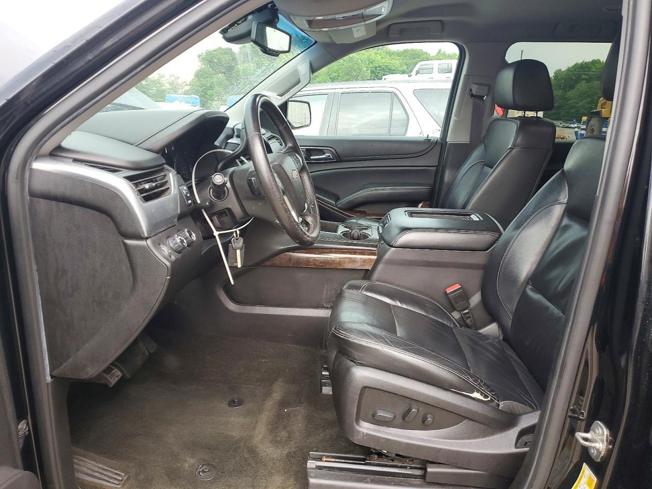 2017 Chevrolet Suburban K1500 Lt - zdjęcie 7