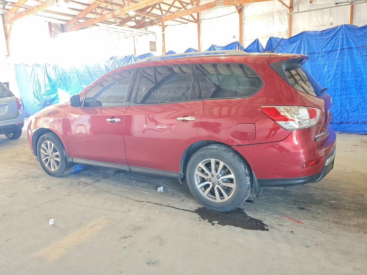 2016 Nissan Pathfinder Sv - zdjęcie 2