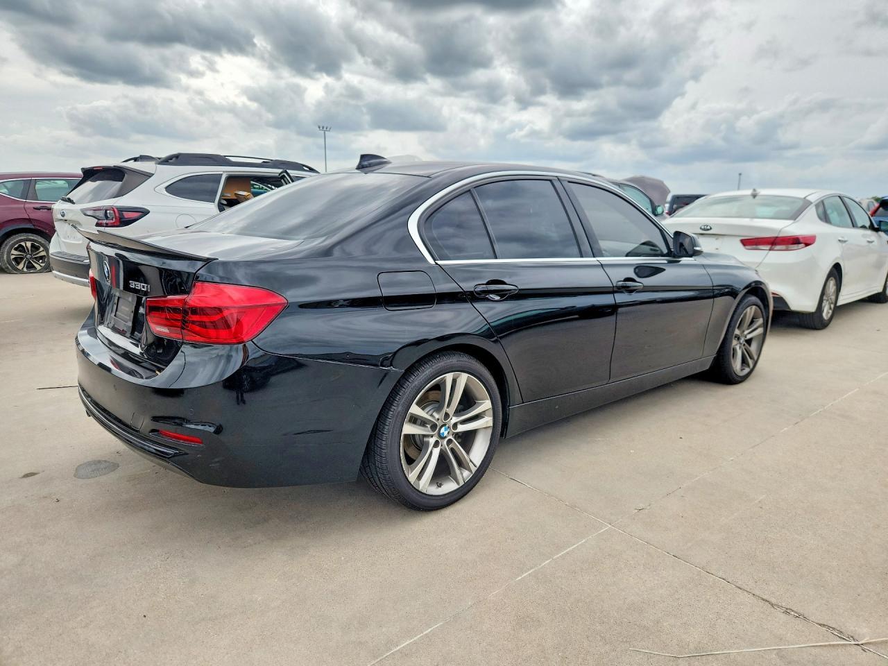 BMW Seria 3 - zdjęcie 3