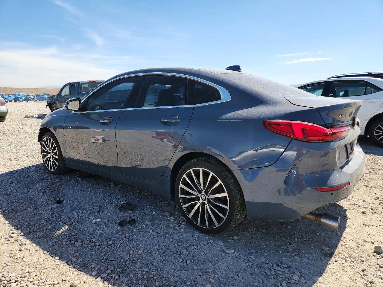 2021 BMW 228I - zdjęcie 2