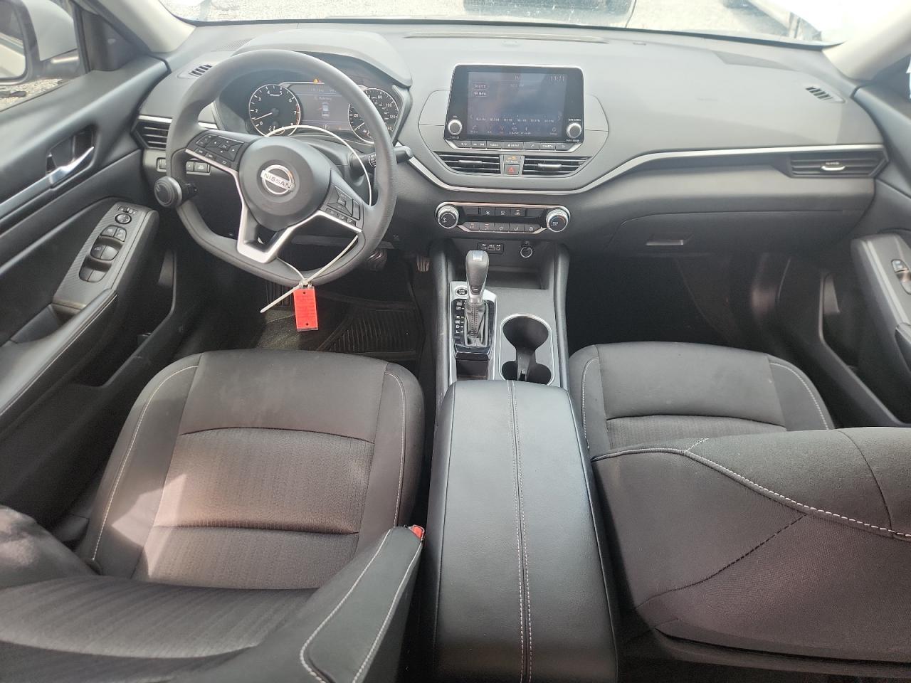 2022 Nissan Altima Sv - zdjęcie 8