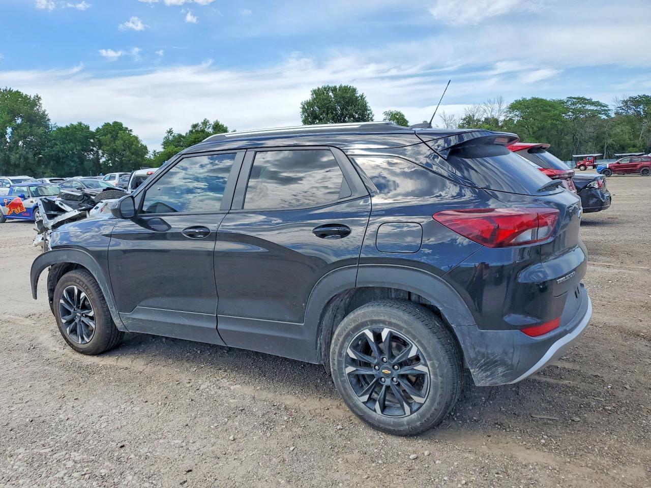 2022 Chevrolet Trailblazer Lt - zdjęcie 2