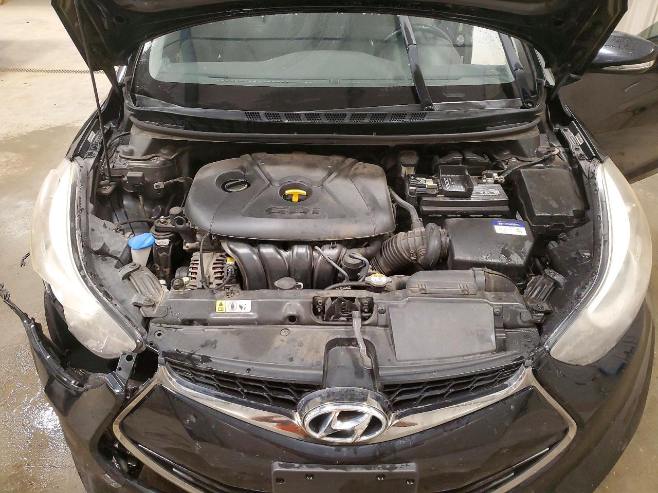 2014 Hyundai Elantra Coupe Base - zdjęcie 11