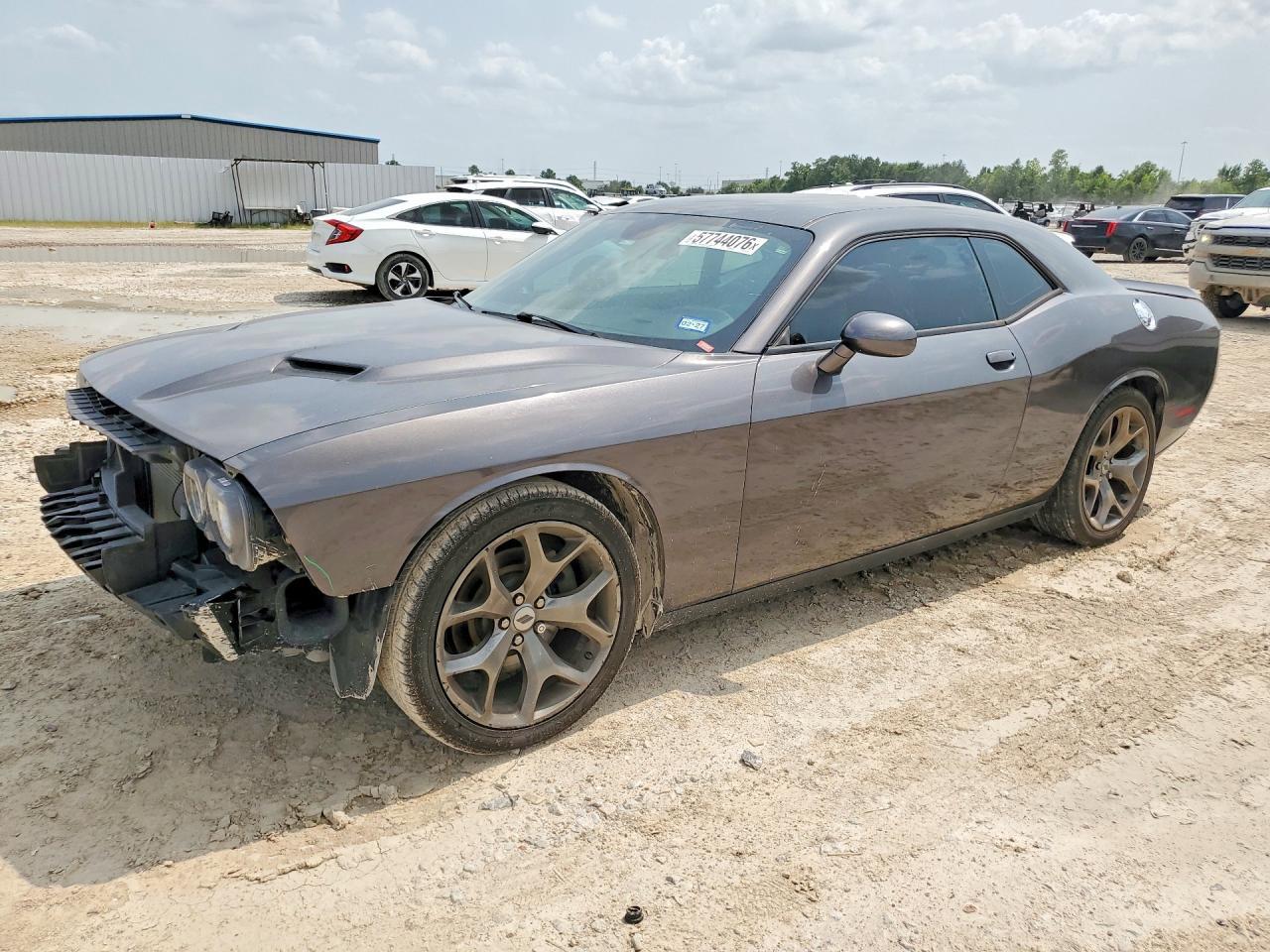 2017 Dodge Challenger Sxt - zdjęcie główne