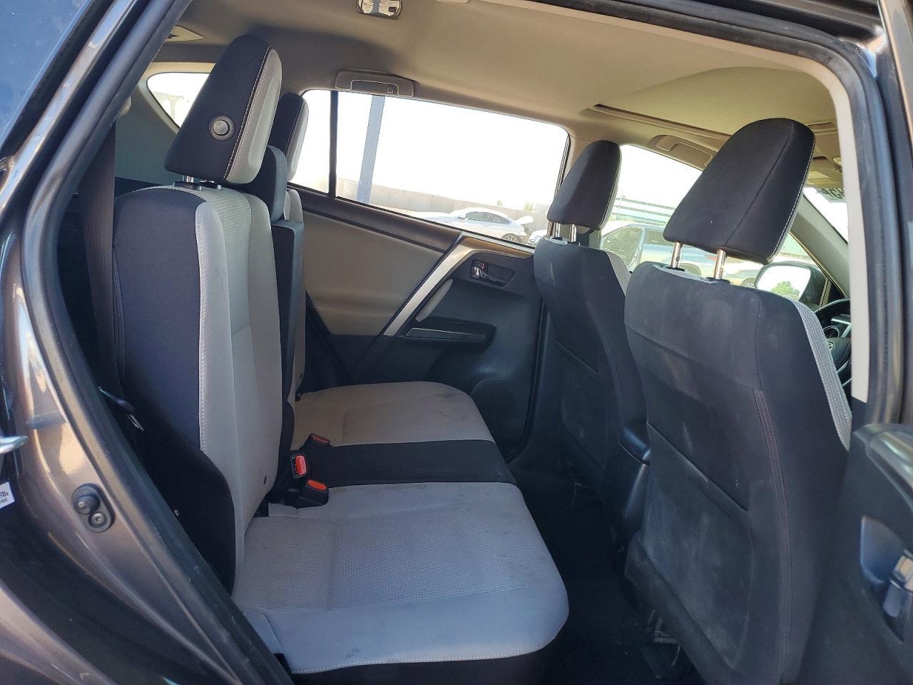 2018 Toyota Rav4 Xle - zdjęcie 11