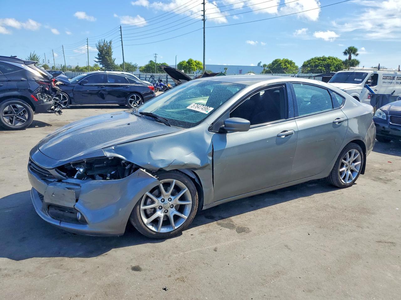 2013 Dodge Dart Sxt - zdjęcie główne