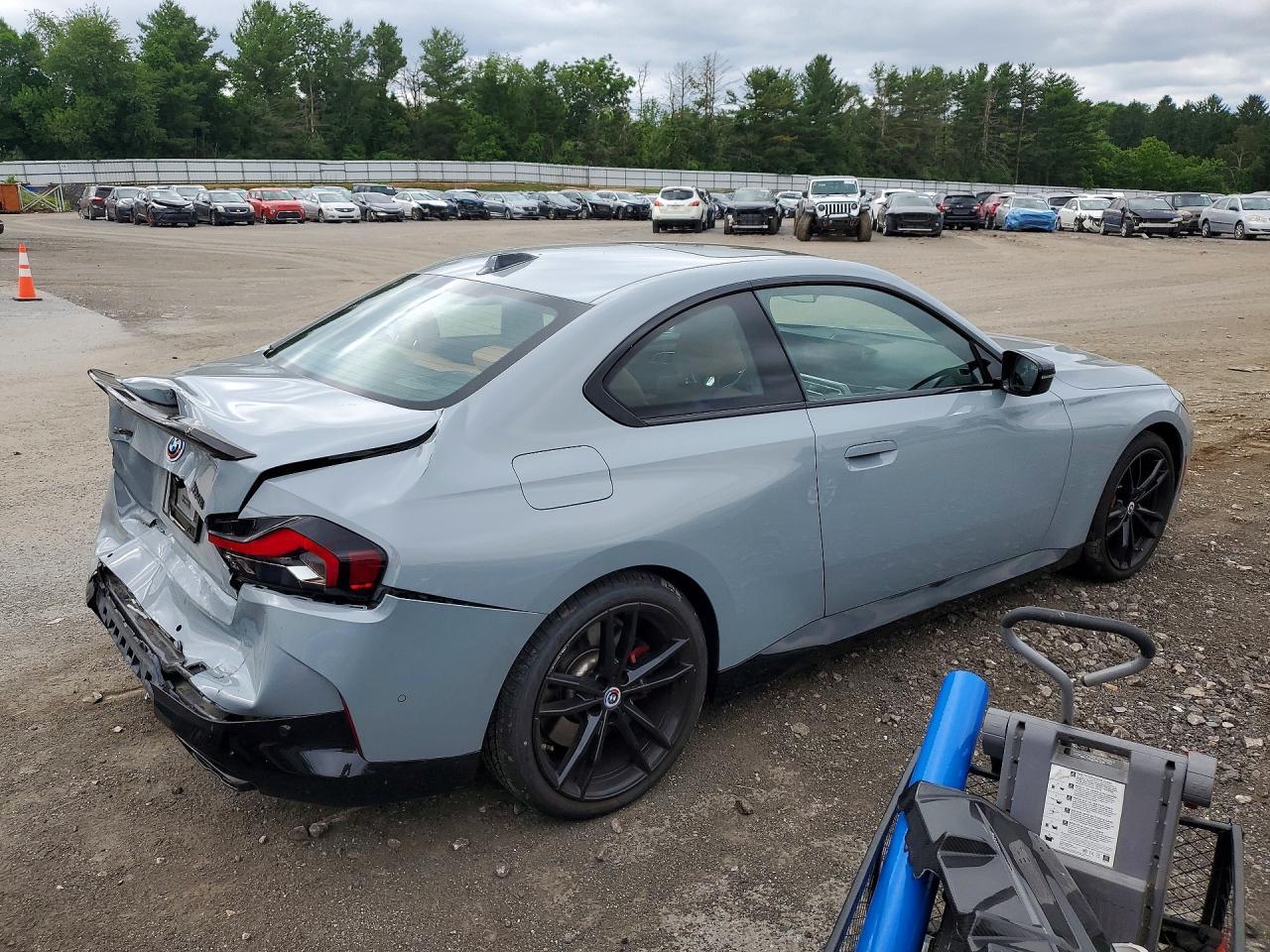 2023 BMW M240Xi - zdjęcie 3