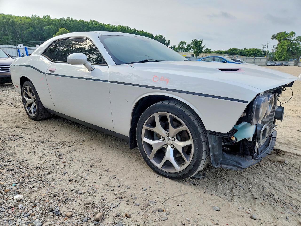 2016 Dodge Challenger Sxt - zdjęcie 4