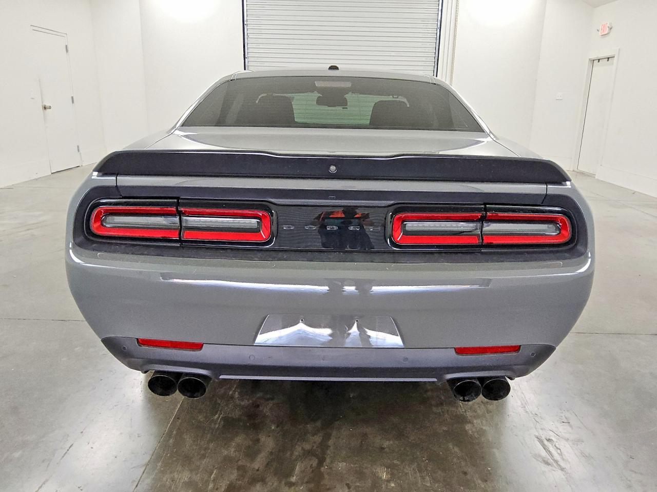 2023 Dodge Challenger R - zdjęcie 6