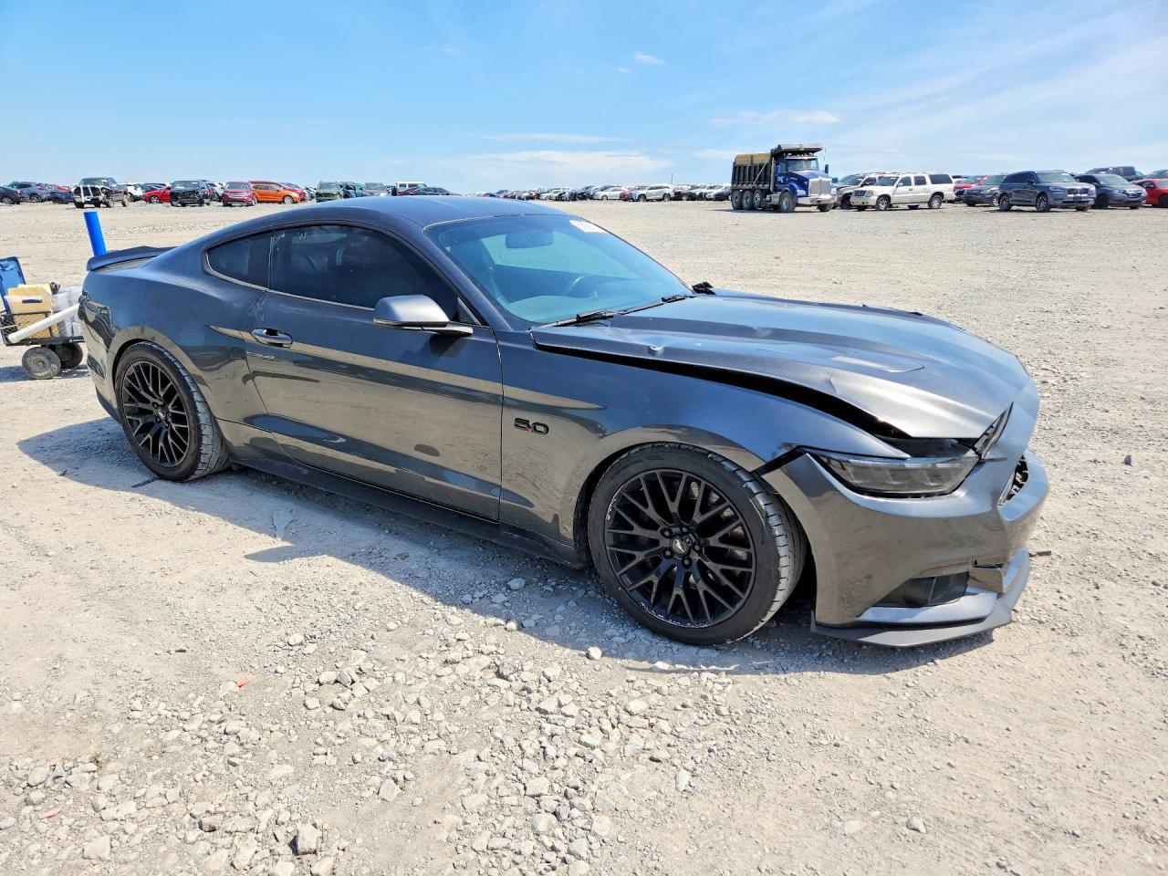 2017 Ford Mustang Gt - zdjęcie 4