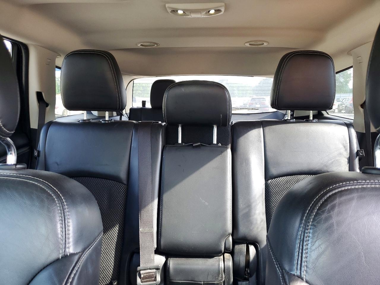 2018 Dodge Journey Crossroad - zdjęcie 10
