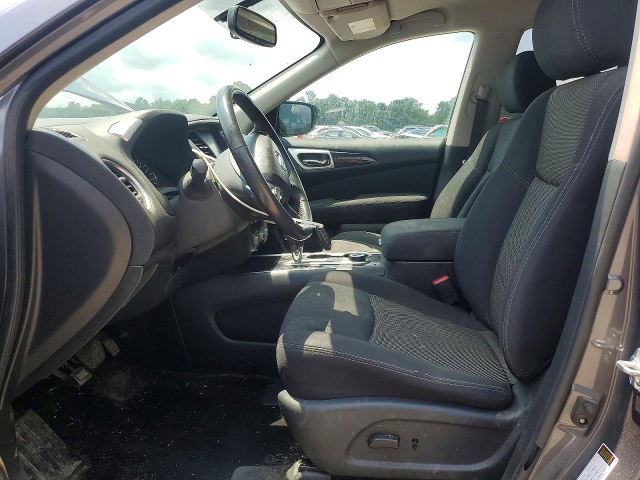 2017 Nissan Pathfinder - zdjęcie 13