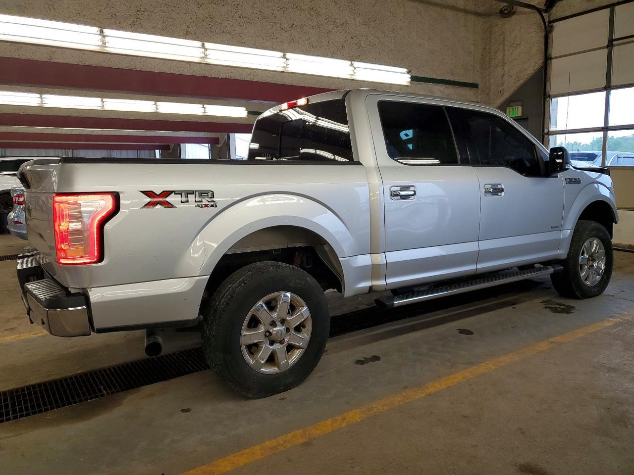 2015 Ford F150 Supercrew - zdjęcie 3