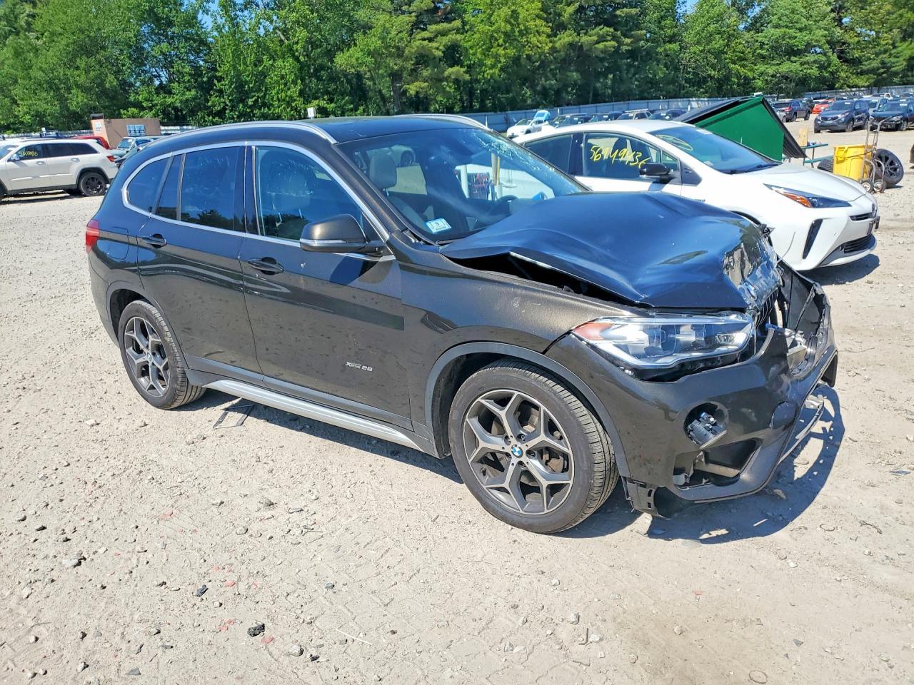 2016 BMW X1 xDrive28I - zdjęcie 4