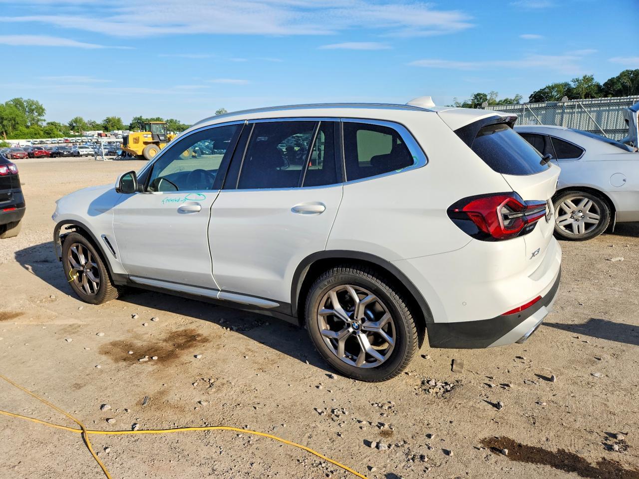 2023 BMW X3 xDrive30I - zdjęcie 2