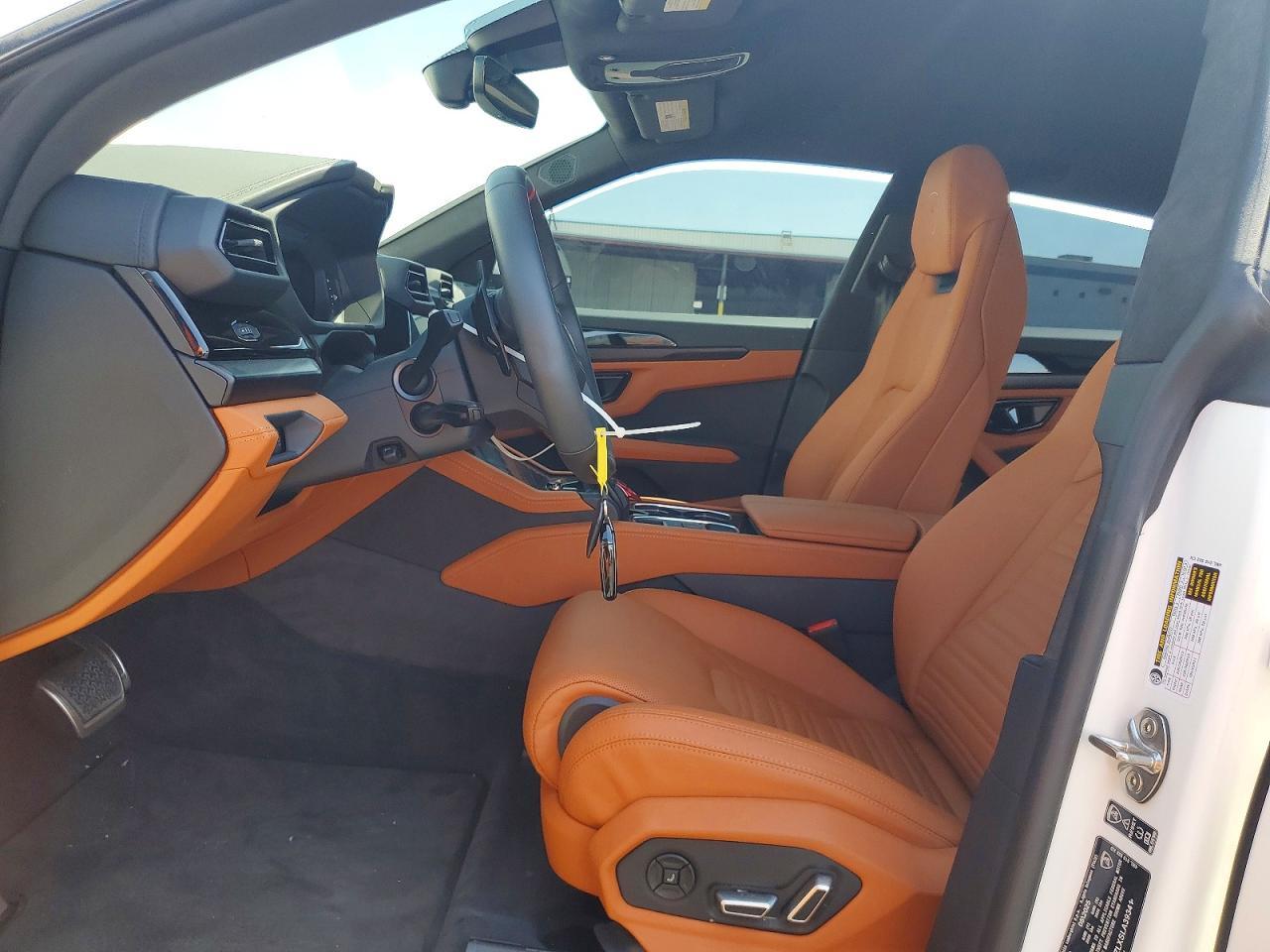 2025 Lamborghini Urus Se - zdjęcie 7