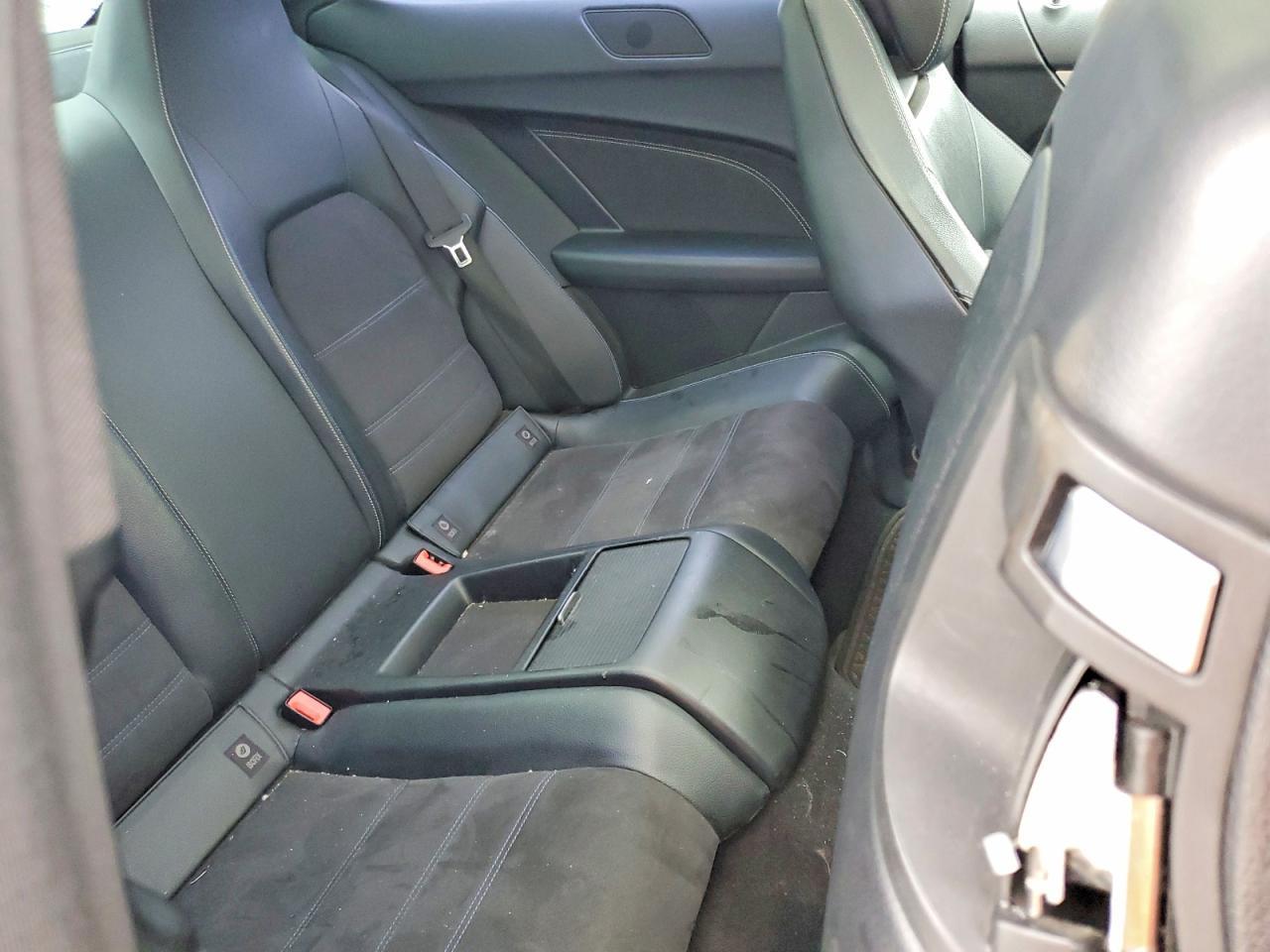 2015 Mercedes-Benz C 250 - zdjęcie 10