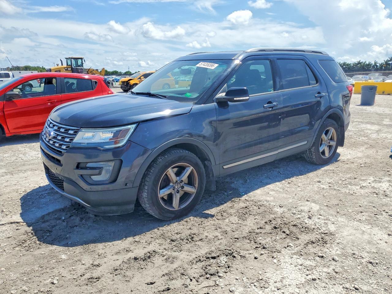 2017 Ford Explorer Xlt - zdjęcie główne