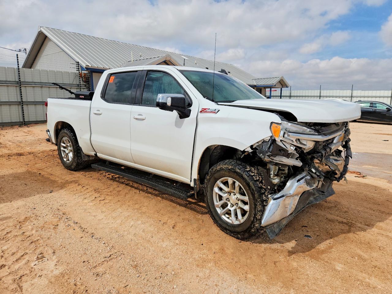 2022 Chevrolet Silverado K1500 Lt - zdjęcie 4