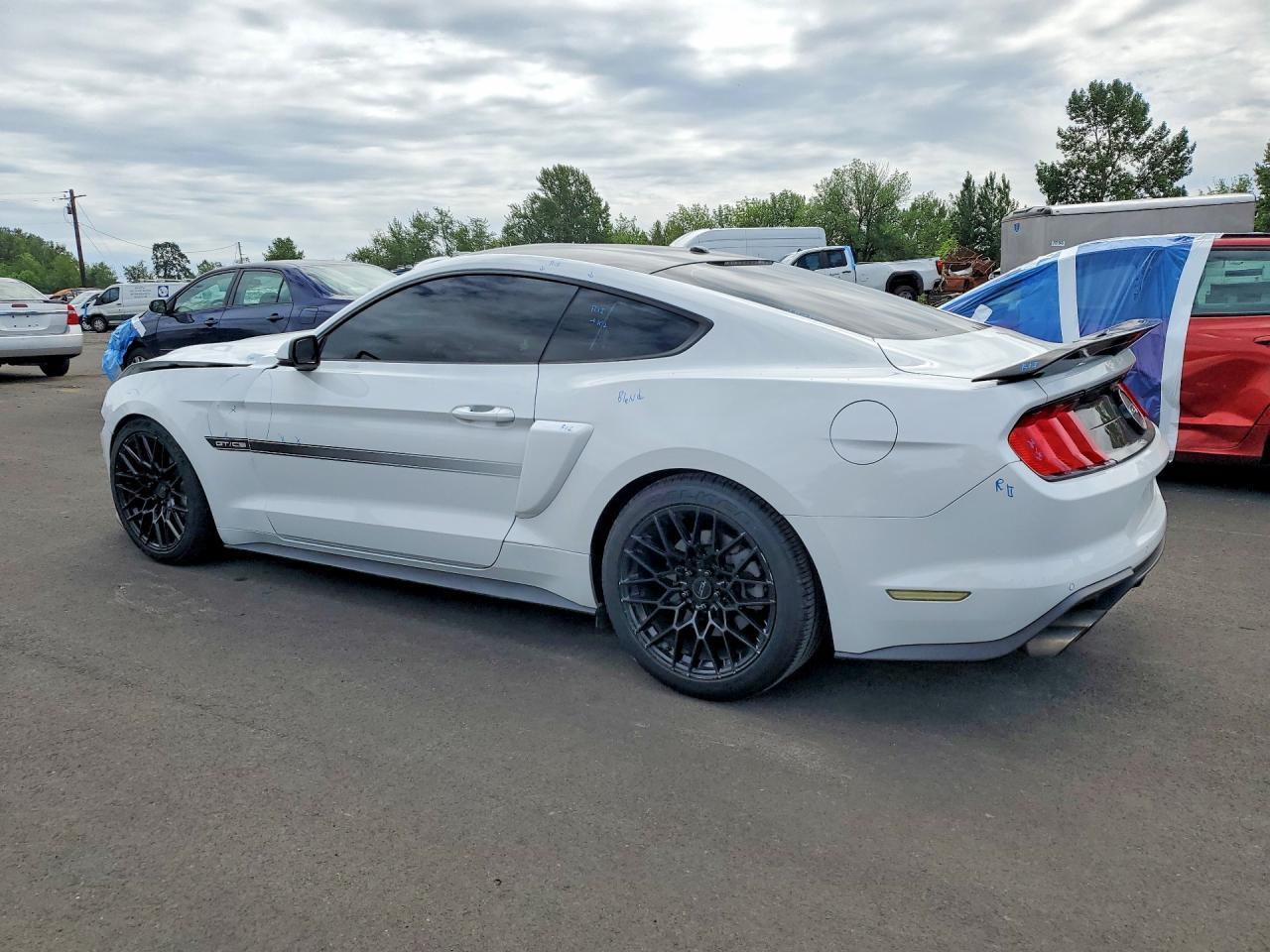 2019 Ford Mustang Gt - zdjęcie 2