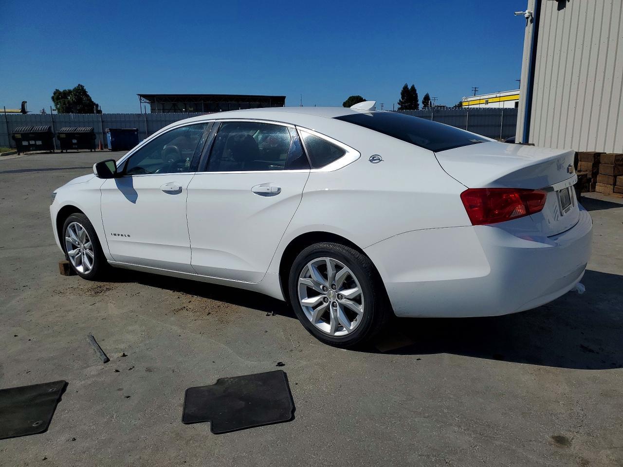 2018 Chevrolet Impala Lt - zdjęcie 2