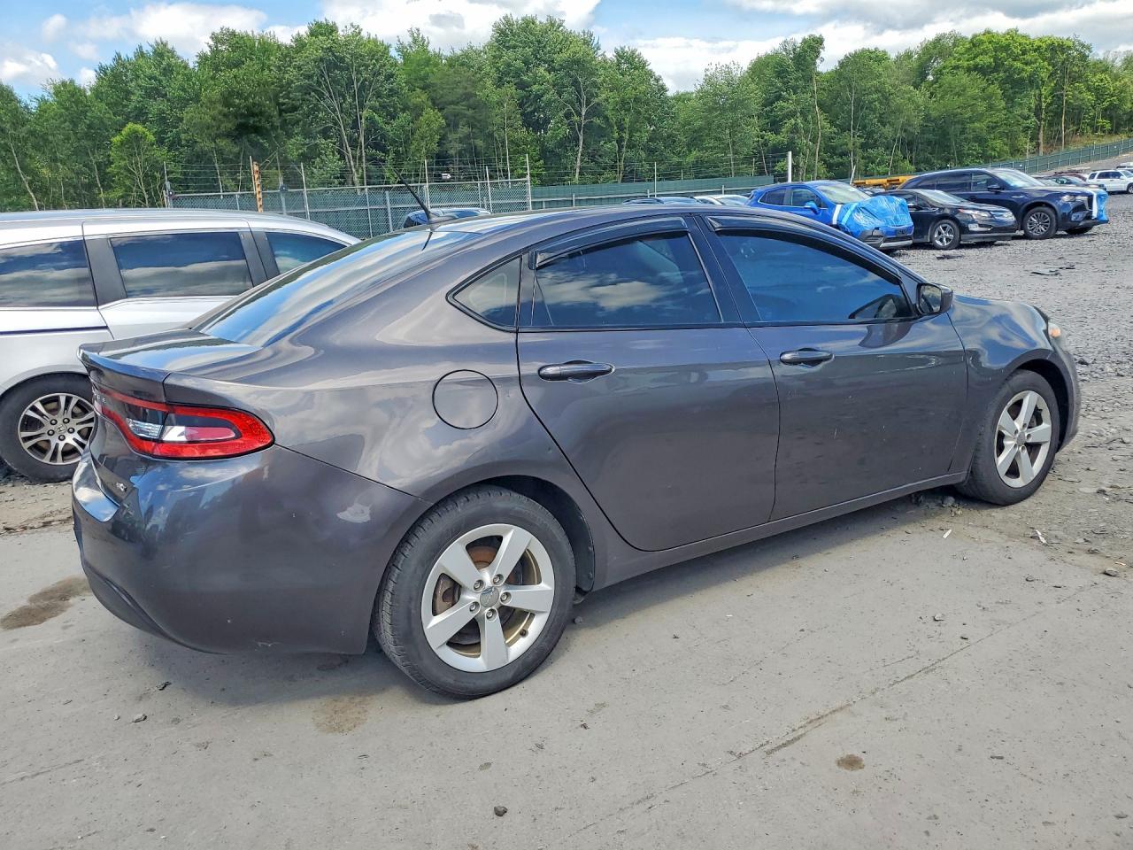 2016 Dodge Dart Sxt - zdjęcie 3