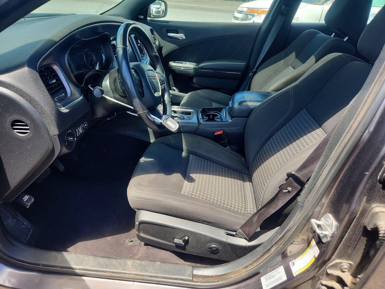 2017 Dodge Charger Sxt - zdjęcie 7
