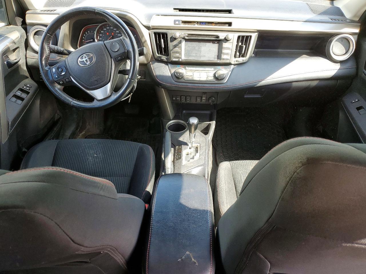 2015 Toyota Rav4 Xle - zdjęcie 8
